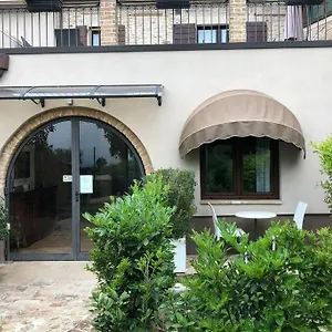 residenza-collina-riccione-monolocale.riccione-hotels.org/