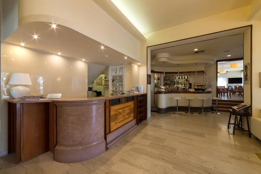 Hotel Gemma Ριτσόνε